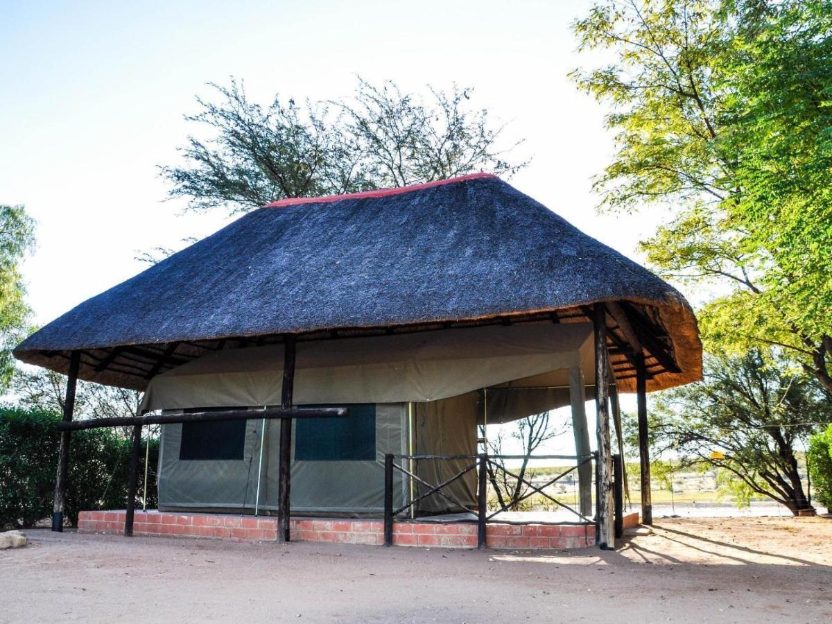 Die Dam - Transkalahari End Resort Gobabis Екстериор снимка