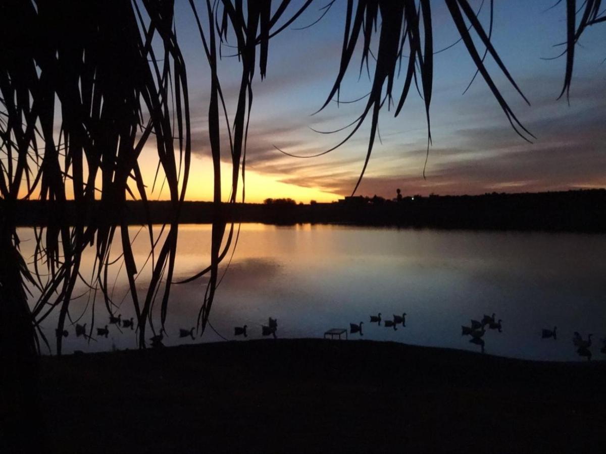 Die Dam - Transkalahari End Resort Gobabis Екстериор снимка